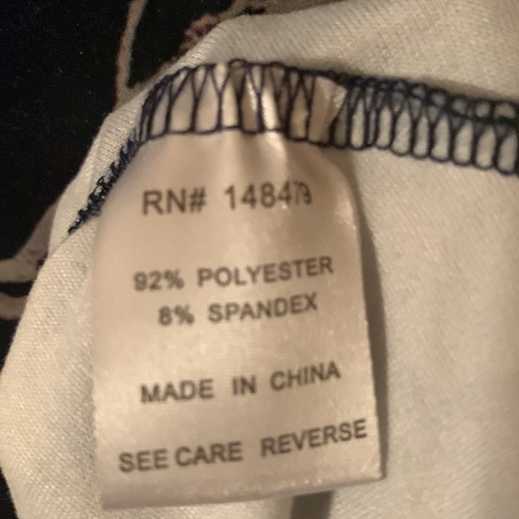 Azalea by Firmiana navy & cream floral tunic size 4x - Picture 8 of 12